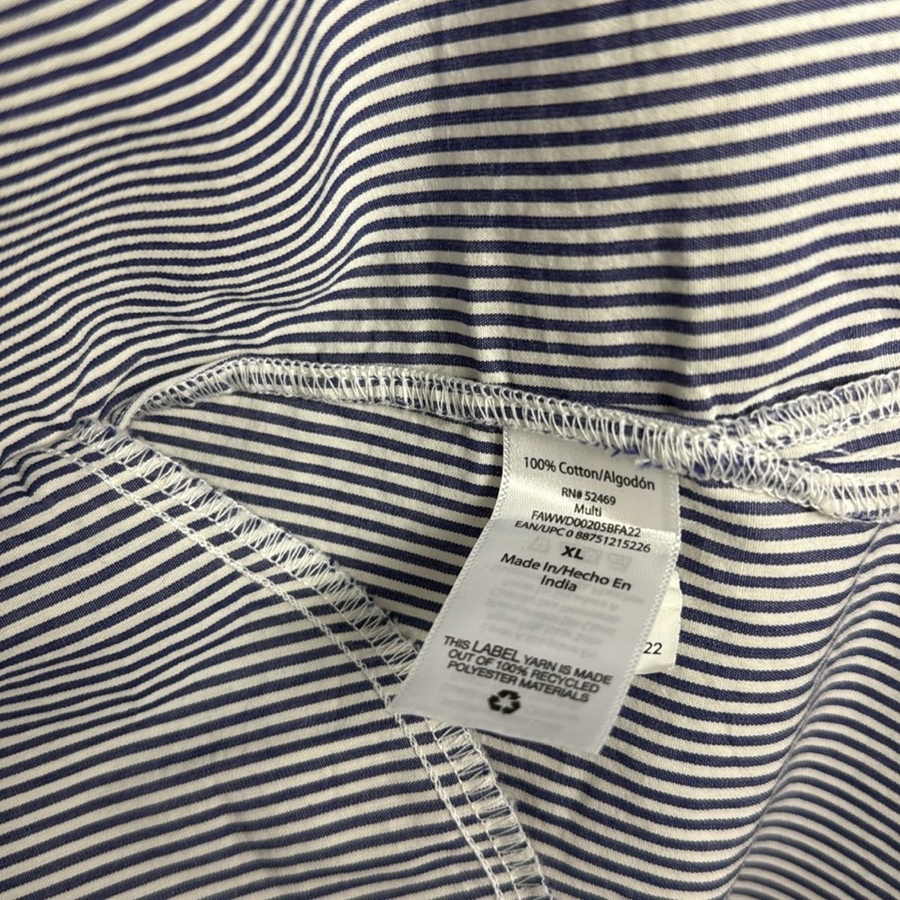 Free Assembly Blue and White Women's Wrap Shirt
Dress with Short Sleeves Size XL - Picture 8 of 13